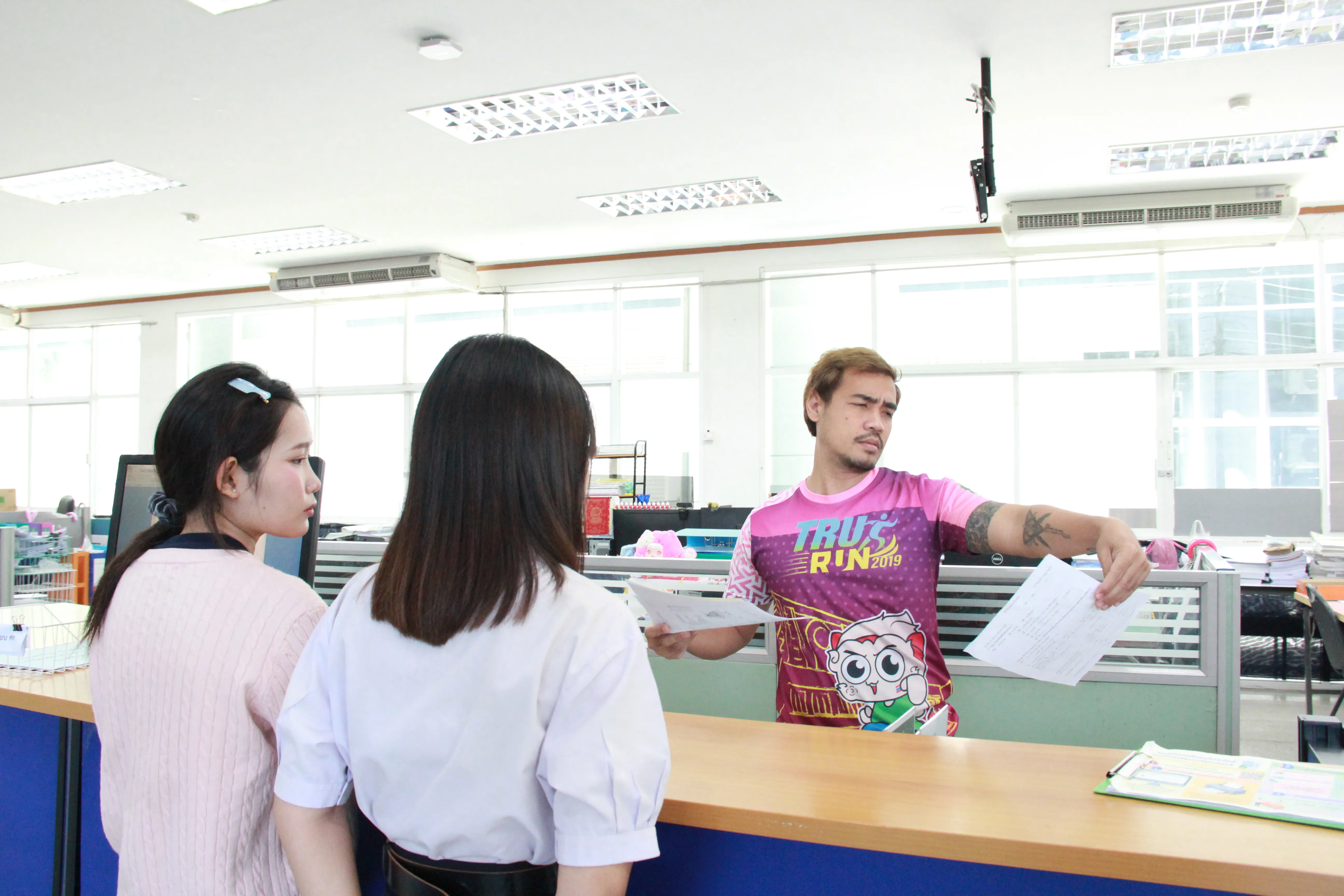 ภาพบรรยากาศประจำวันที่ 29 พฤษภาคม 2569 การรับสมัครนักศึกษา ป.ตรี ภาคปกติ รอบที่ 3 รับตรงเพิ่มเติม/Portfolio ปีการศึกษา 2569 ณ ห้องกองบริการการศึกษา